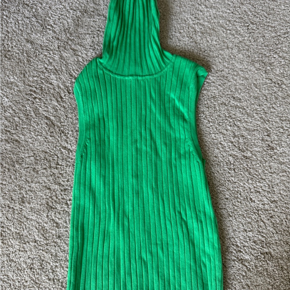 Green Ribbed Sleeveless Top